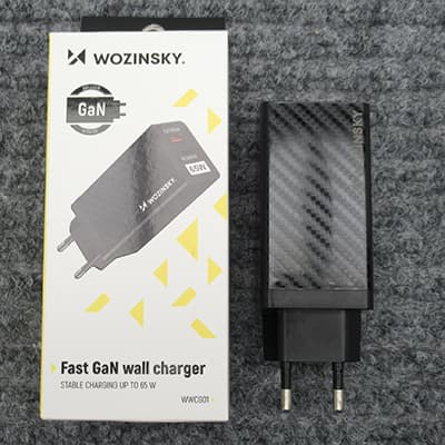 Wozinsky USB charger