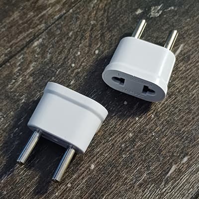 Binxing travel adaptor