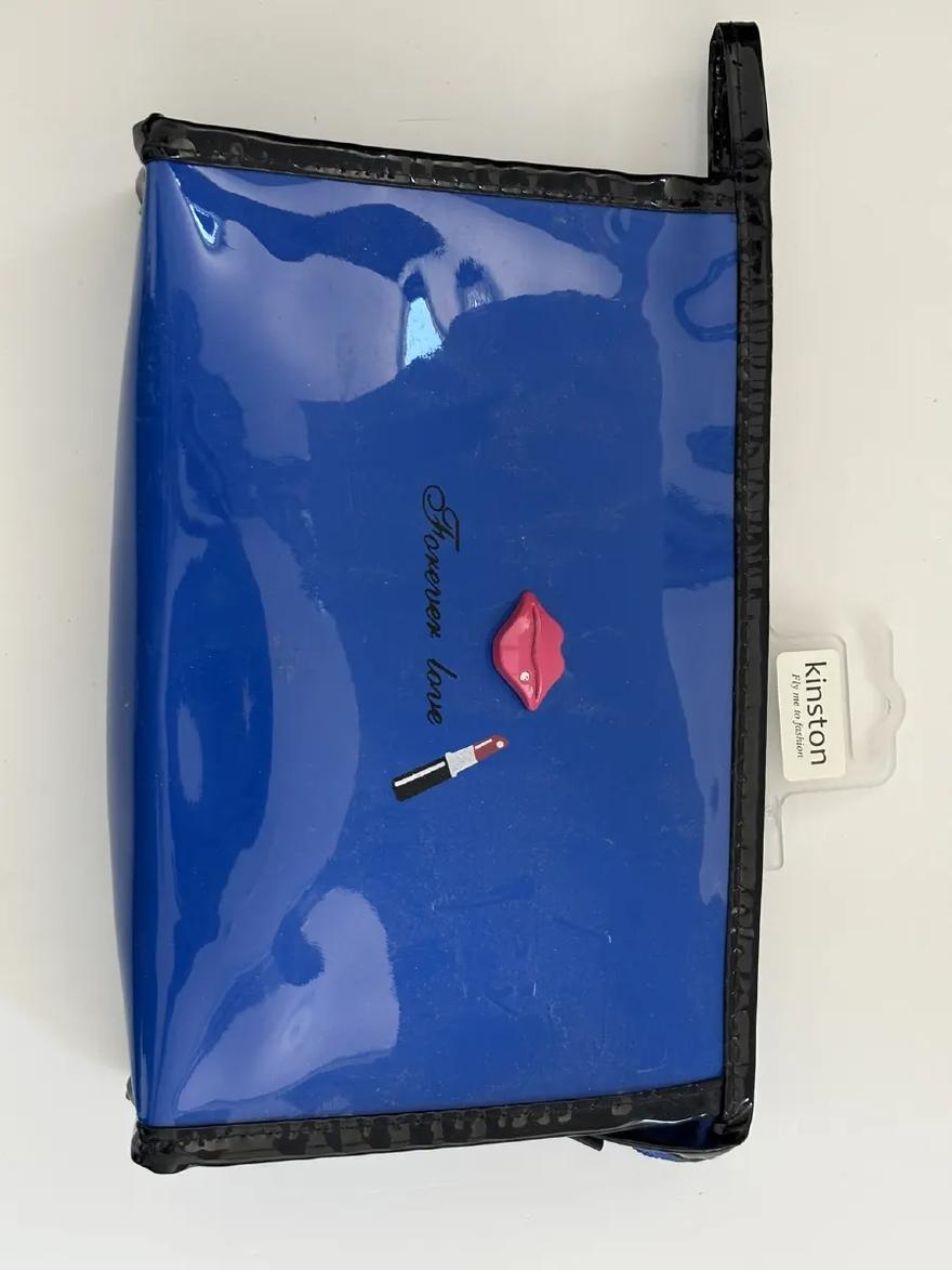 Kinston make-up bag