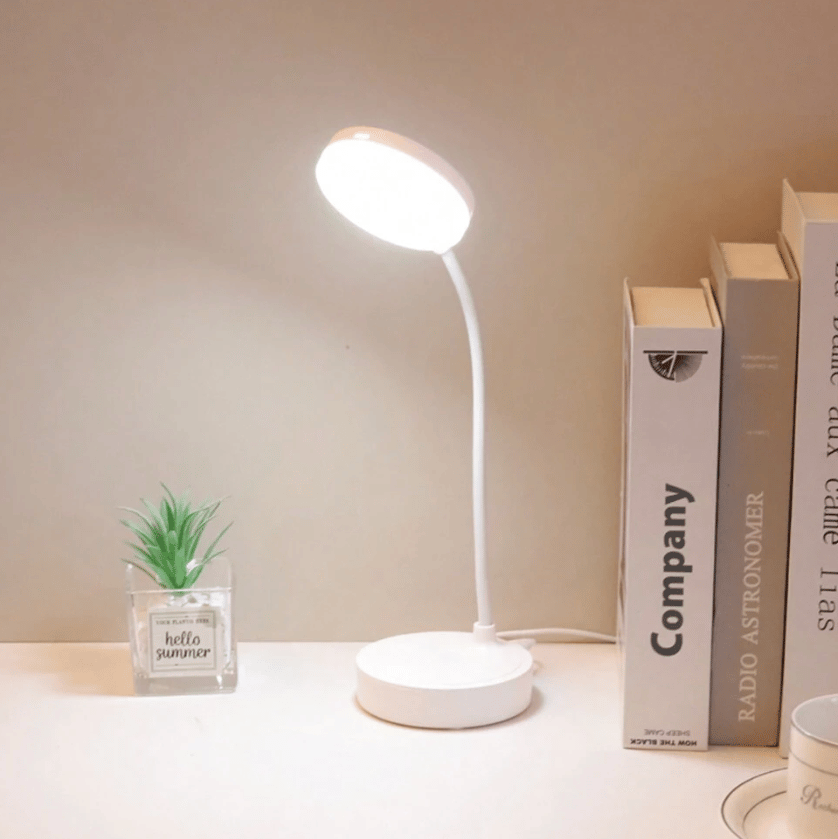Desk lamp