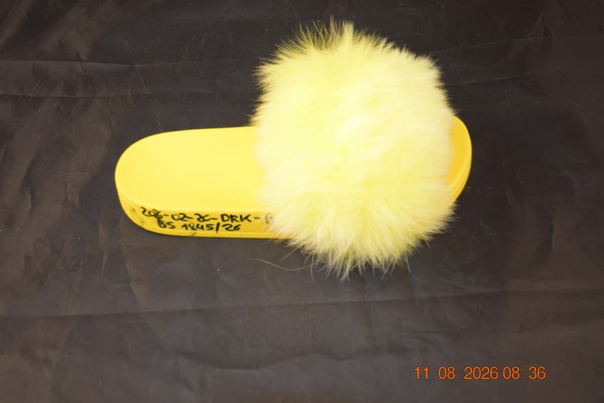 BININBOX shower sandals