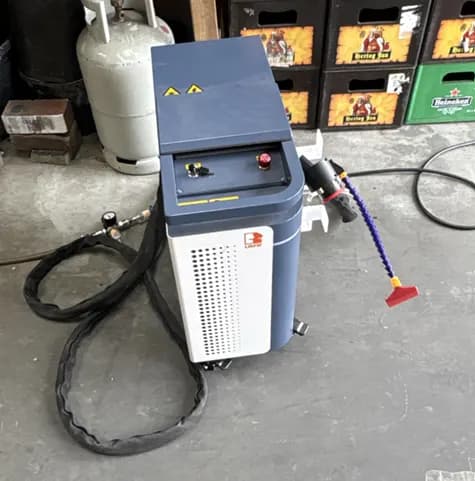 UMW laser cleaning machine