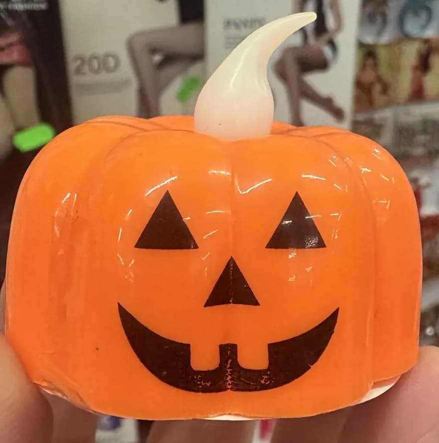 Fiestas Guirca SL orange pumpkin lamp